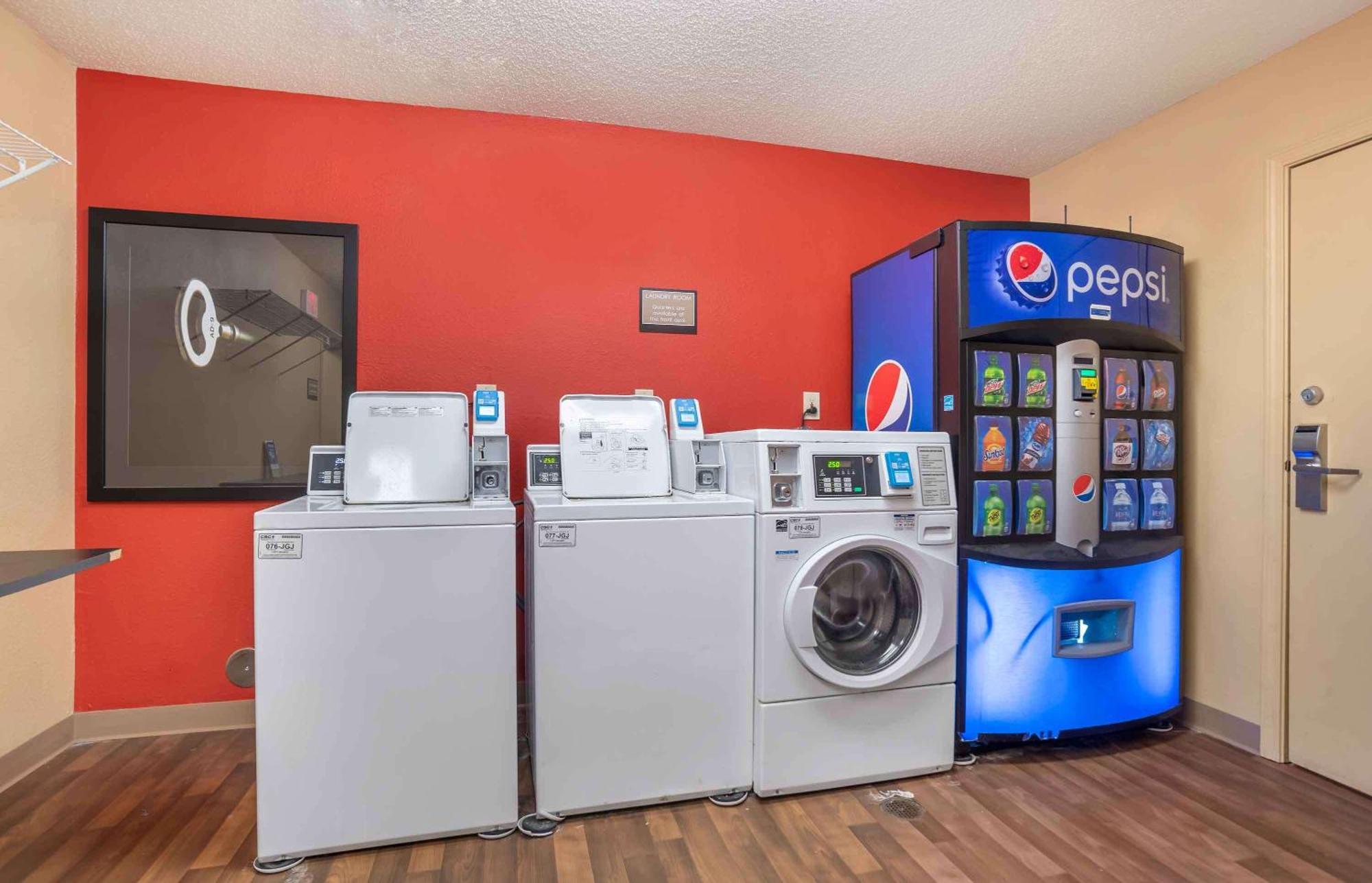 Extended Stay America Suites - Jackson - Риджланд Екстериор снимка