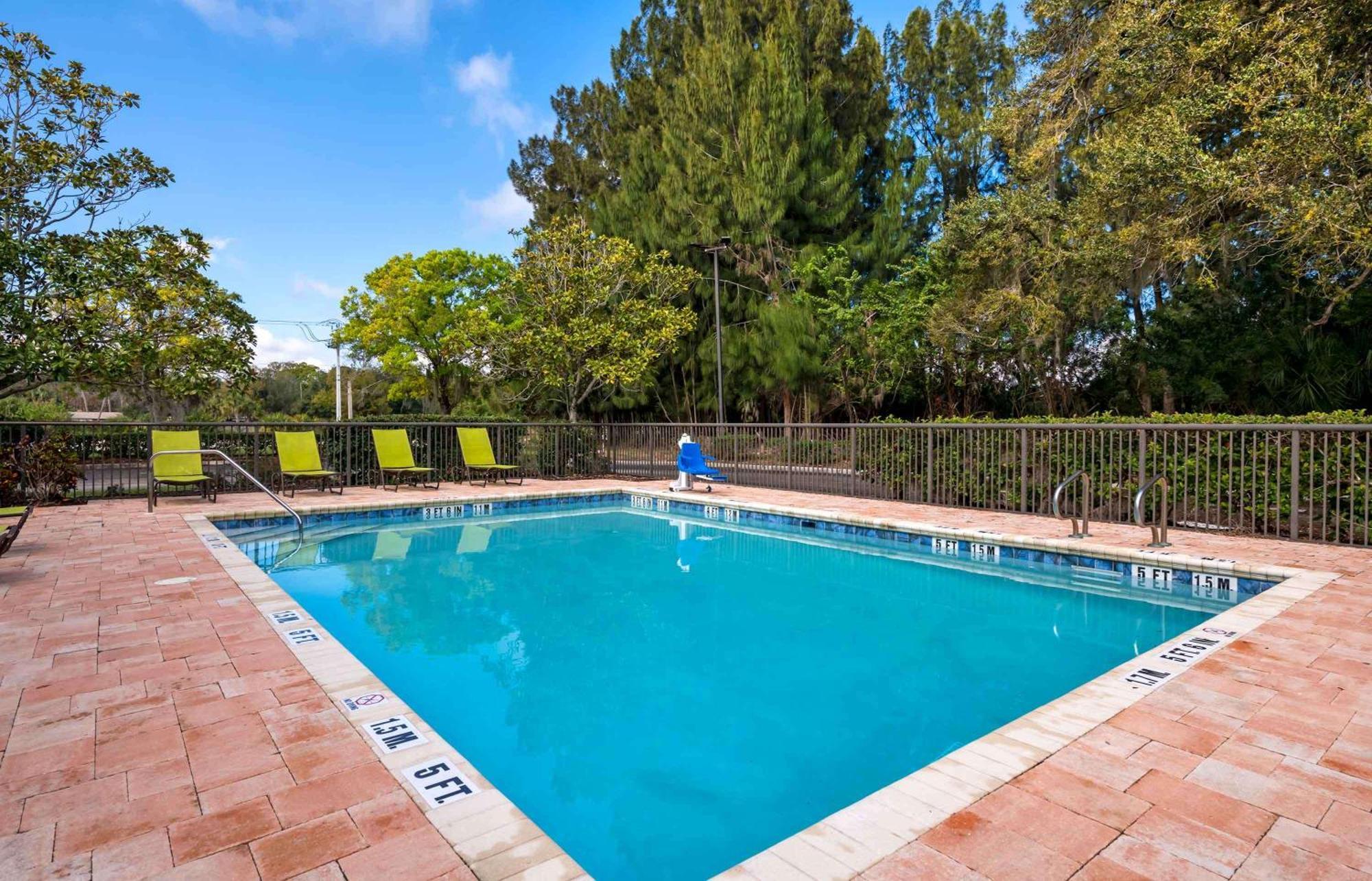 Extended Stay America Suites - Jackson - Риджланд Екстериор снимка